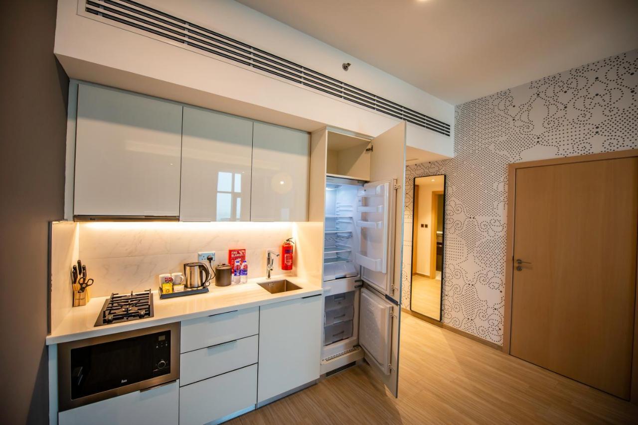 La Vie Gardens Hotel Apartments Дубай Екстериор снимка