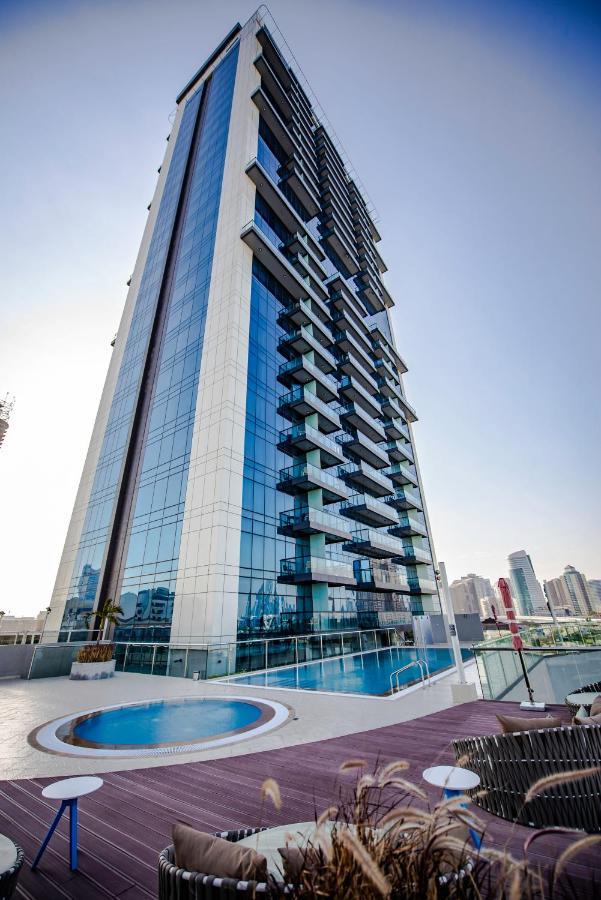 La Vie Gardens Hotel Apartments Дубай Екстериор снимка